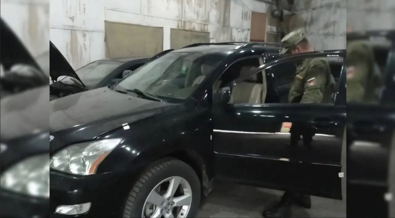 Судебные приставы арестовали Lexus RX 330 у водителя за повторное вождение в состоянии опьянения; автомобиль передан на нужды СВО.