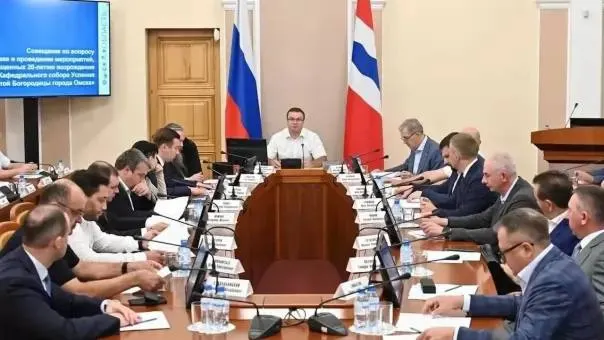 Губернаторский кризис по подготовке юбилея главного храма Омской области к 2027 году; в оргкомитет вошли митрополит Дионисий и представители бизнес-сообщества.