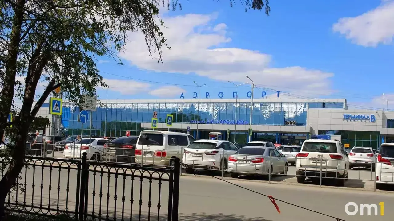 С начала 2026 года в Омском аэропорту 30 иностранным гражданам отказали во въезде в Россию; их считают сторонниками международных религиозных экстремистских и террористических организаций. Проверки проводились с января по сентябрь 2026 года.