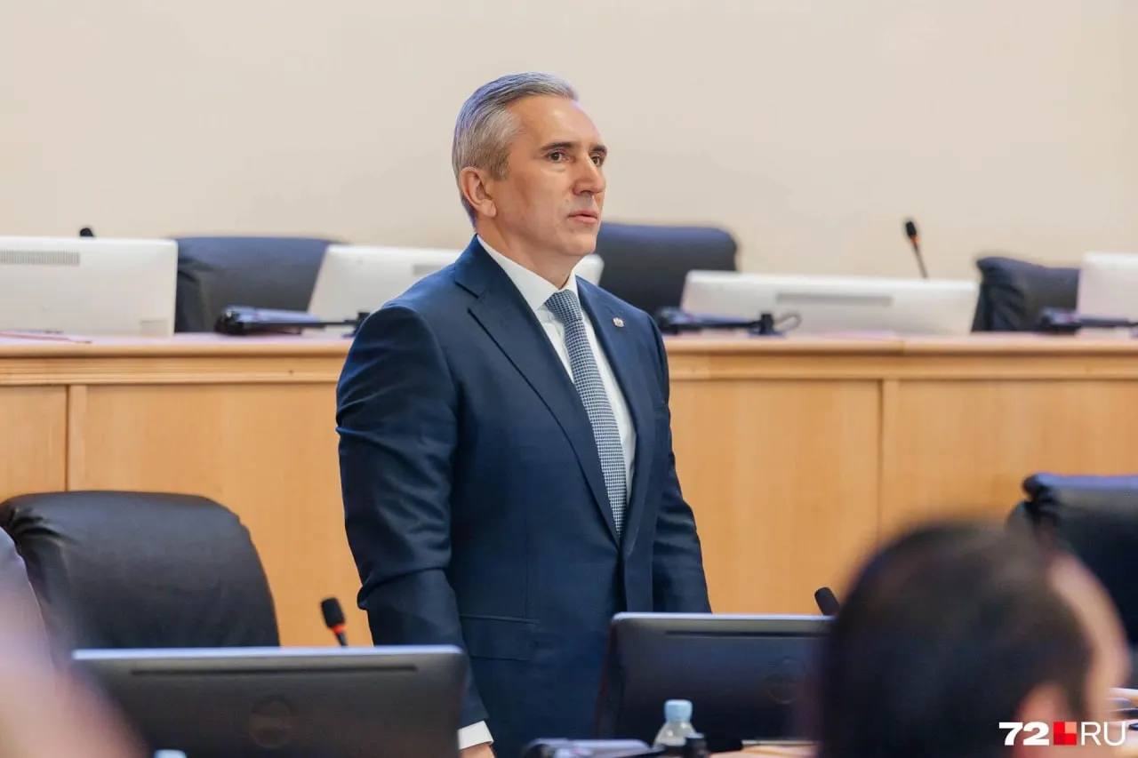 Александр Моор, возглавлявший список «Единой России» на выборах в Тюменскую областную думу, отказался от мандата; мандат перейдёт другому единороссу. Ранее подобное уже происходило.