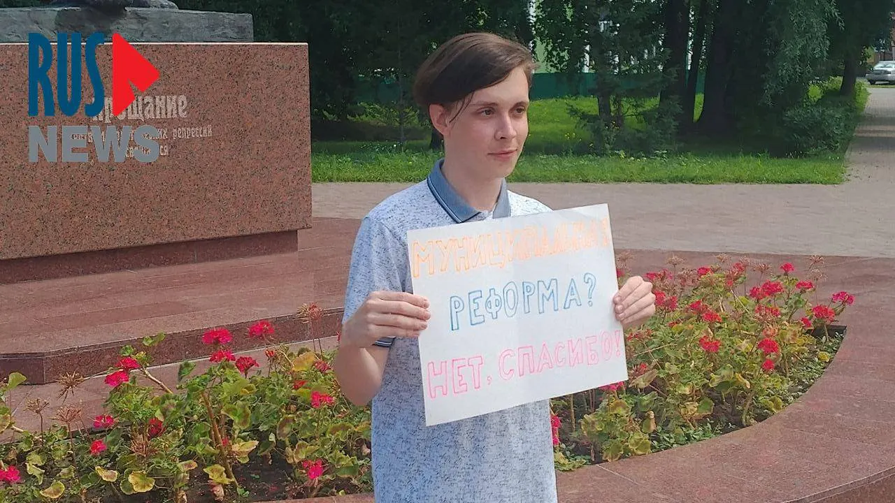 Кандидат по Бийскому округу №45 заявил о наплыве ботов на его Telegram-канал за считанные минуты, что, по его словам, могло быть попыткой помешать освещению голосования.