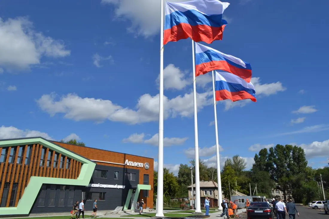10 октября в Рубцовске откроют детский спортивный центр борьбы «Атлет». В церемонии примет участие телеведущая.