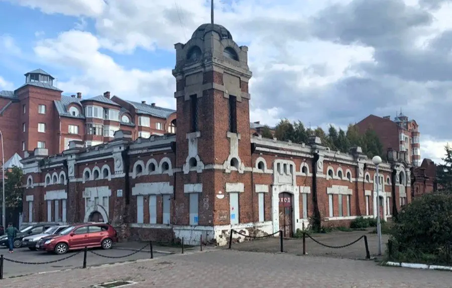 Новый инвестор возьмётся за восстановление памятника в центре Томска, сохранив его исторический облик и запланировав общественные бани после реставрации.