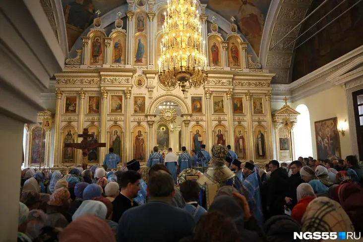 Во время тревоги в Омске прошли богослужения за город и его жителей; пострадавших нет, митрополит пожелал им скорейшего выздоровления.