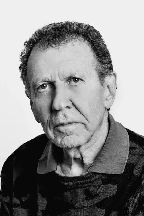 Известный мастер сцены Михаил Ройзен скончался в возрасте 82 лет, посвятив театру 47 лет и став ярким образцом иркутской сцены.