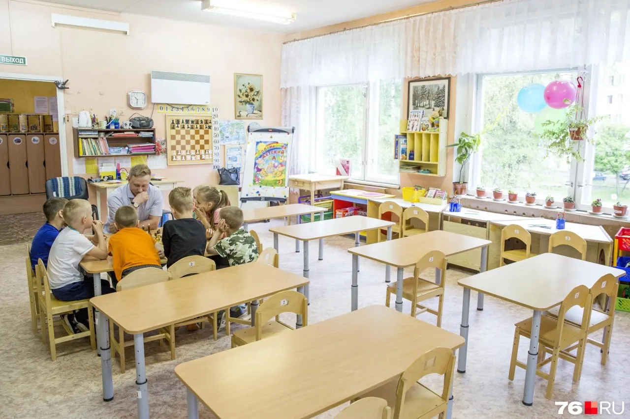 В регионе объявлено о планах по закрытию ряда дошкольных учреждений: в этом году оптимизация затронула 11 садов, в Ленинском районе осталось два из четырех — №171 и №166.