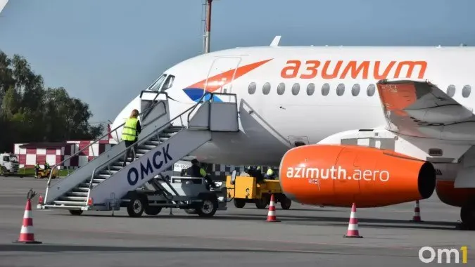 Авиакомпания «Азимут» сохранит расписание на осенне-зимний сезон: вылеты по понедельникам и пятницам, билеты уже продаются.