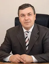 Обсуждается кандидатура Бориса Бурева на пост председателя контрольно‑счётной палаты города; идею выдвинул Максим Кудрявцев.