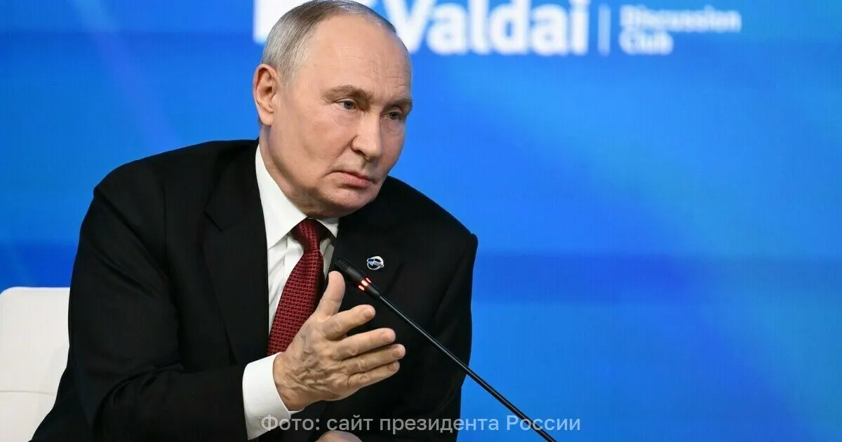 Россияне пришли на участки для голосования в Госдуму, невзирая на угрозы, связанные с конфликтом на Украине.