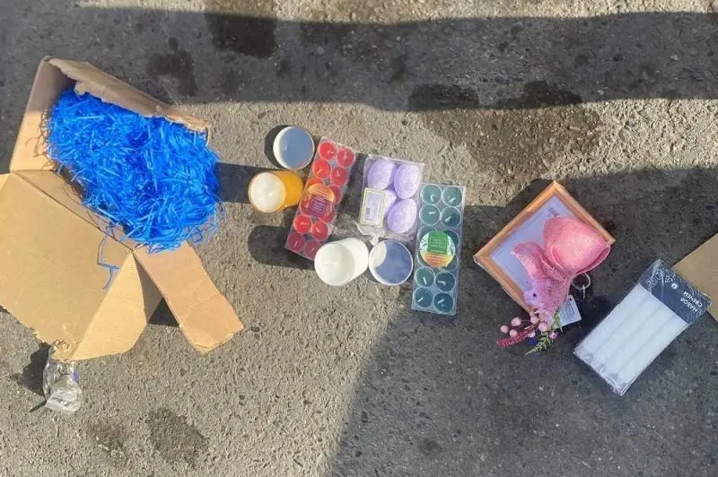 В Забайкальском крае задержали мужчину: посылка, маскированная под декоративные свечи, оказалась с более чем 90 граммами гашиша; возбуждено уголовное дело.