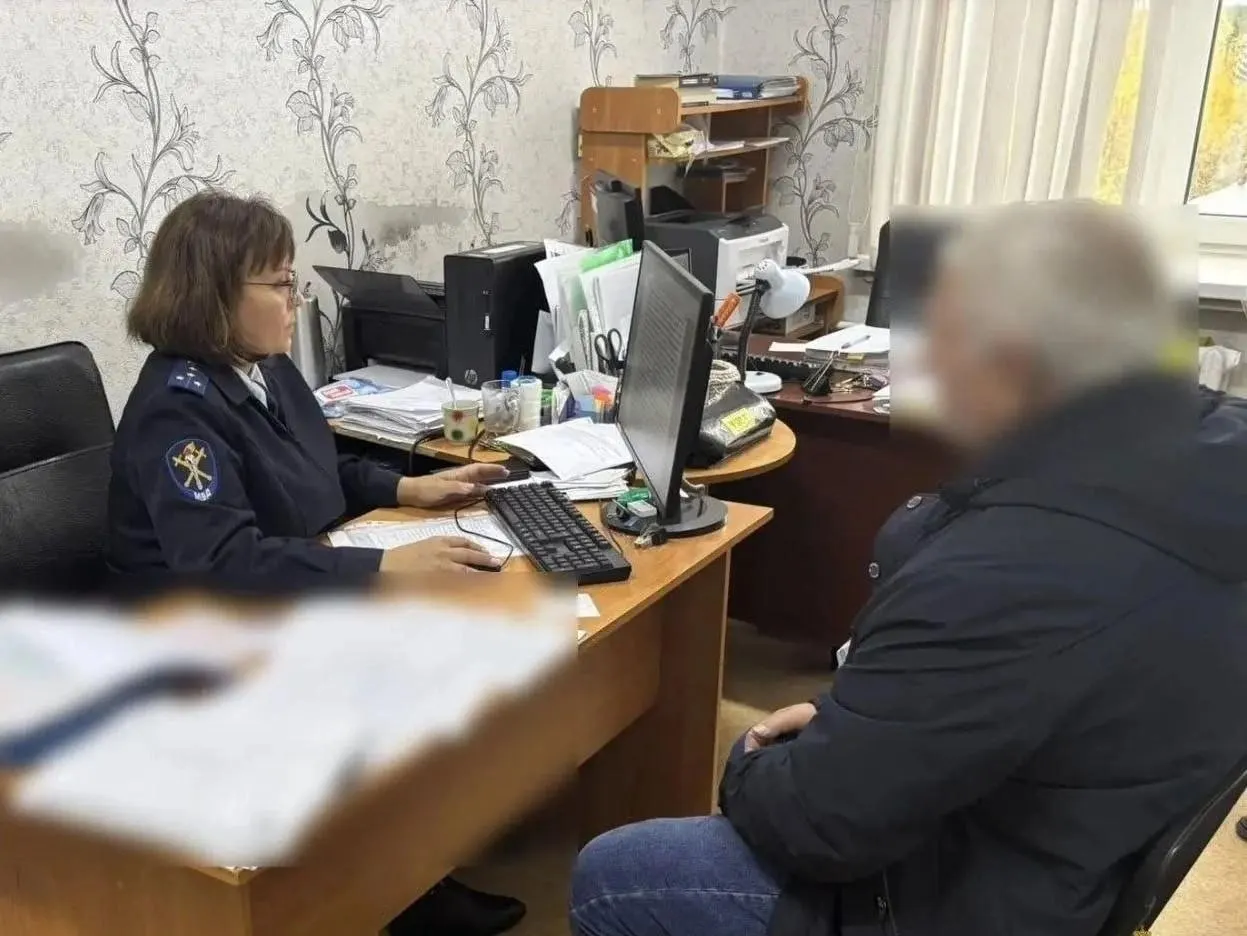 В Ордынском районе произошло ДТП: 42 пассажира, один погиб, еще один госпитализирован. Возбуждено уголовное дело.